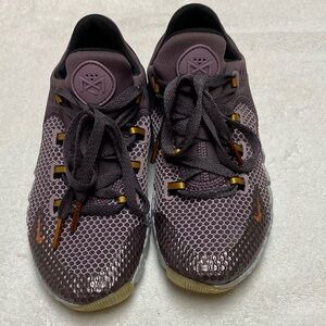 Nike Free Metcon 4 Purple Smoke Mettalic Copper Shoes Size 6 Womens